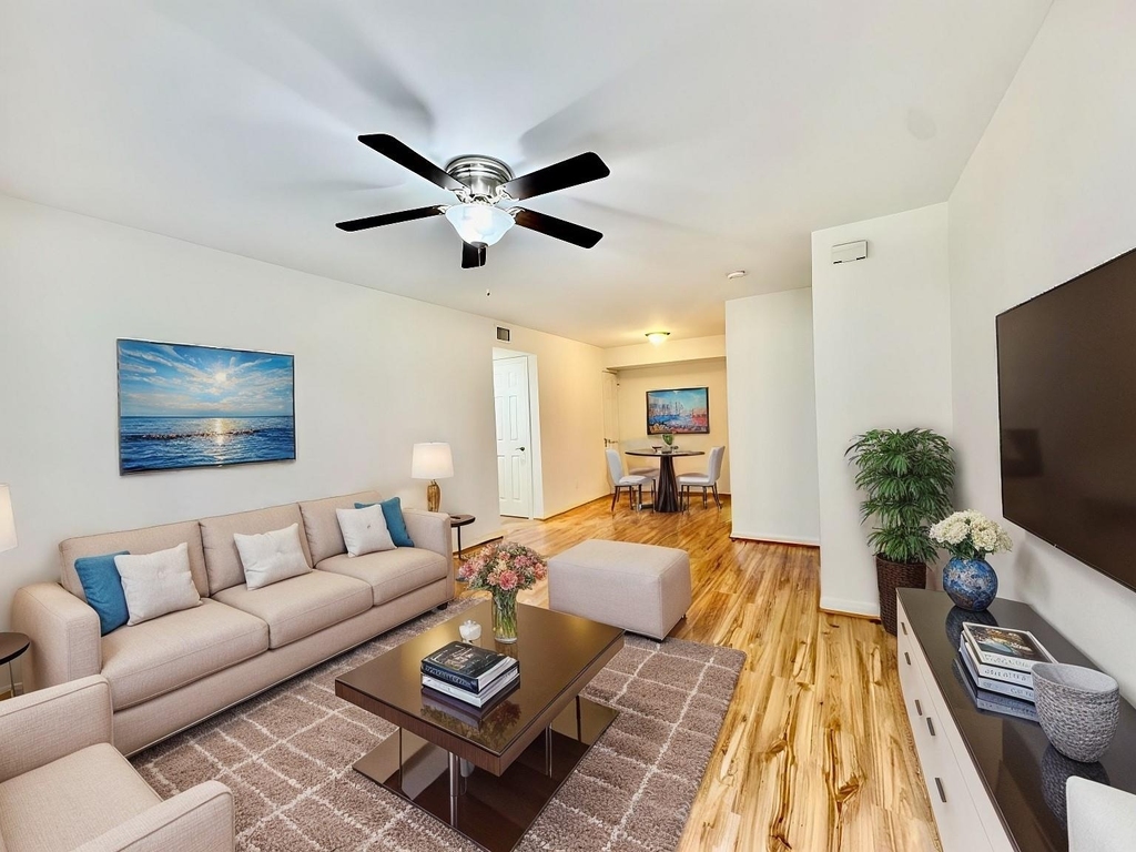 1880 White Oak Drive - Photo 2