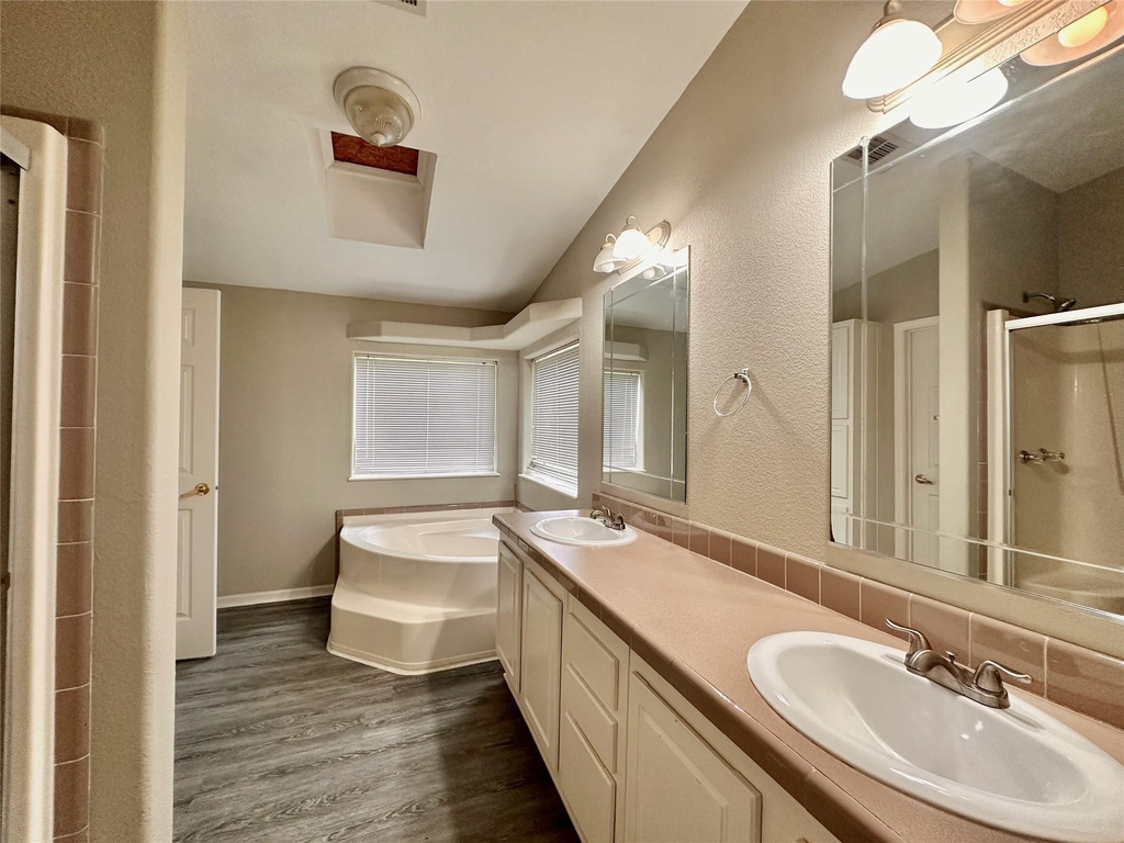202 Main Street - Photo 18