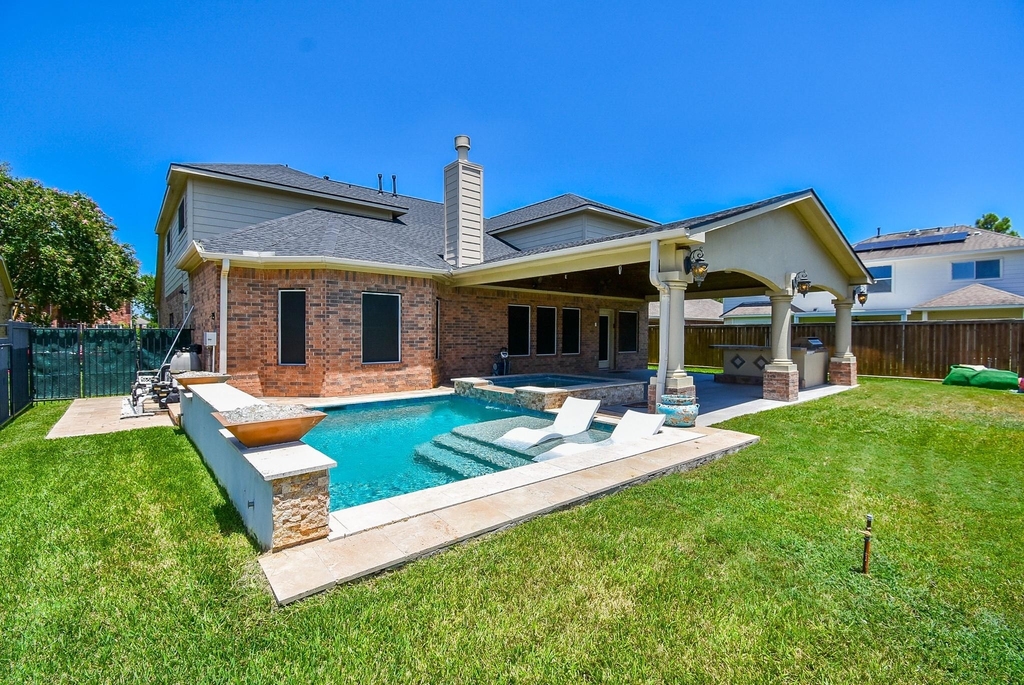 16915 Locust Springs Drive - Photo 36