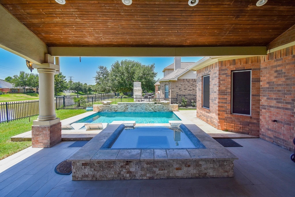 16915 Locust Springs Drive - Photo 35