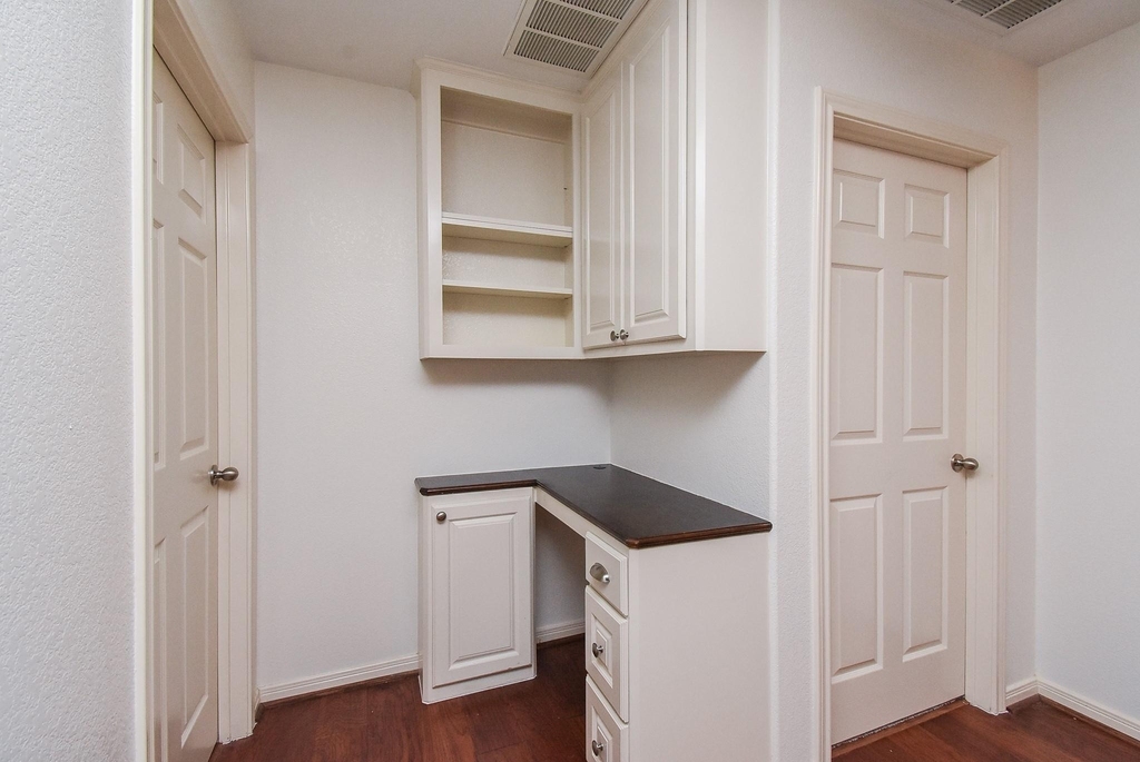 16915 Locust Springs Drive - Photo 30