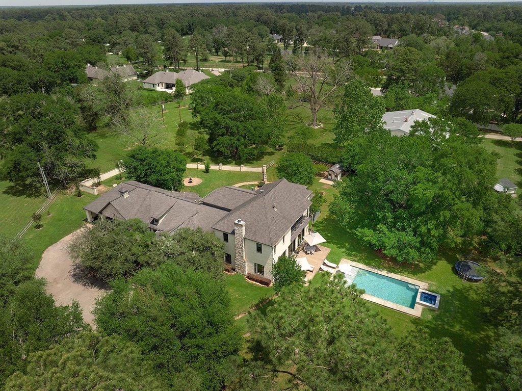 10989 Spell Road - Photo 0