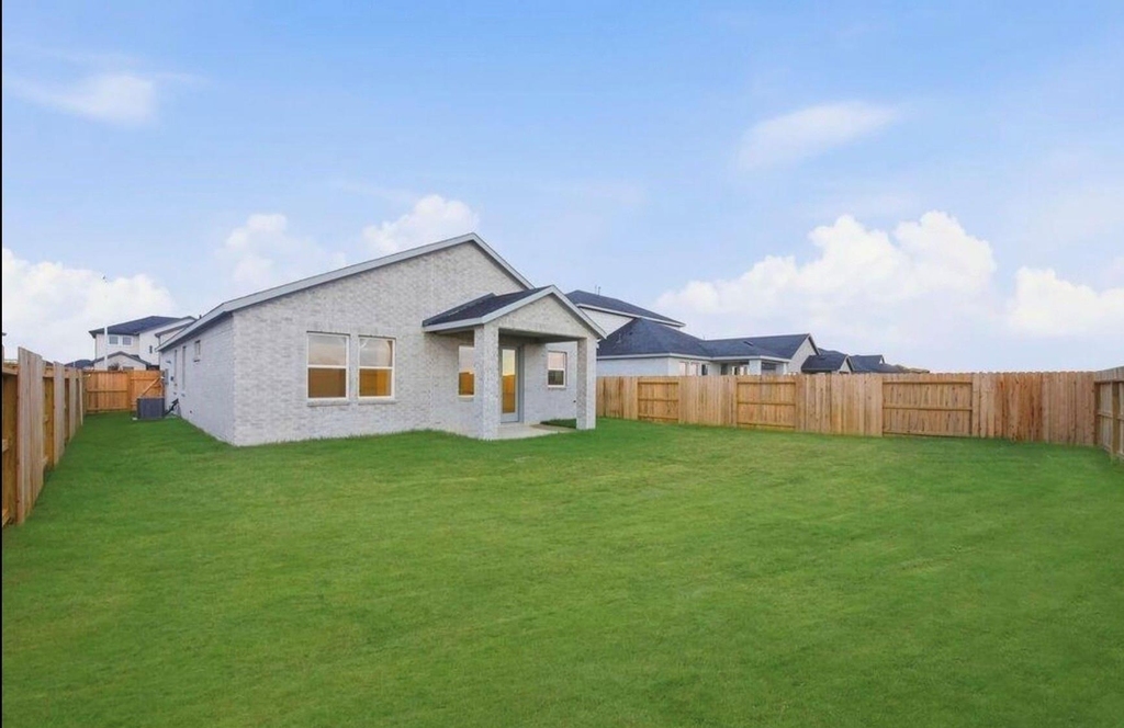 21510 Coronado Green Drive - Photo 10