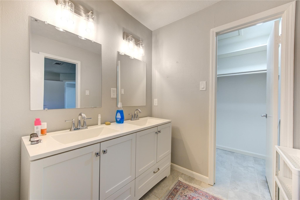 3046 Wagon Trail Drive - Photo 34