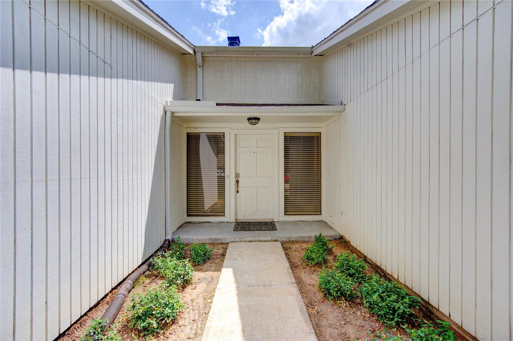 3046 Wagon Trail Drive - Photo 4
