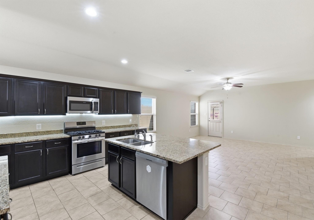 23714 Shortleaf Pine Drive - Photo 9