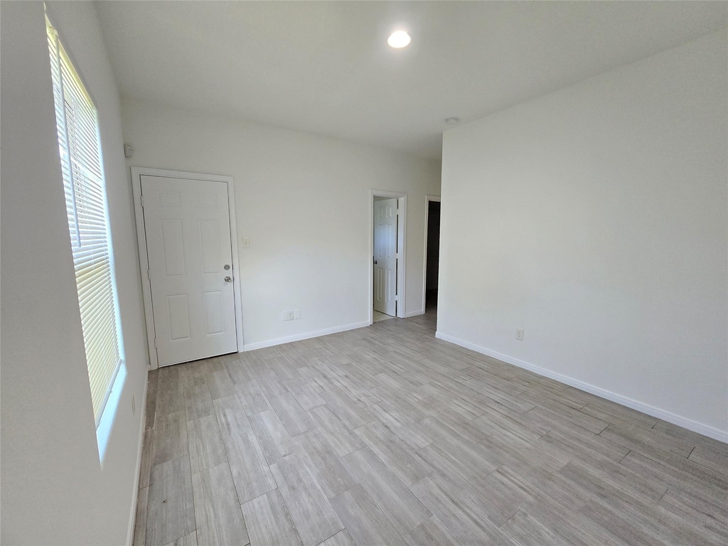 3702 Wylie Street - Photo 11