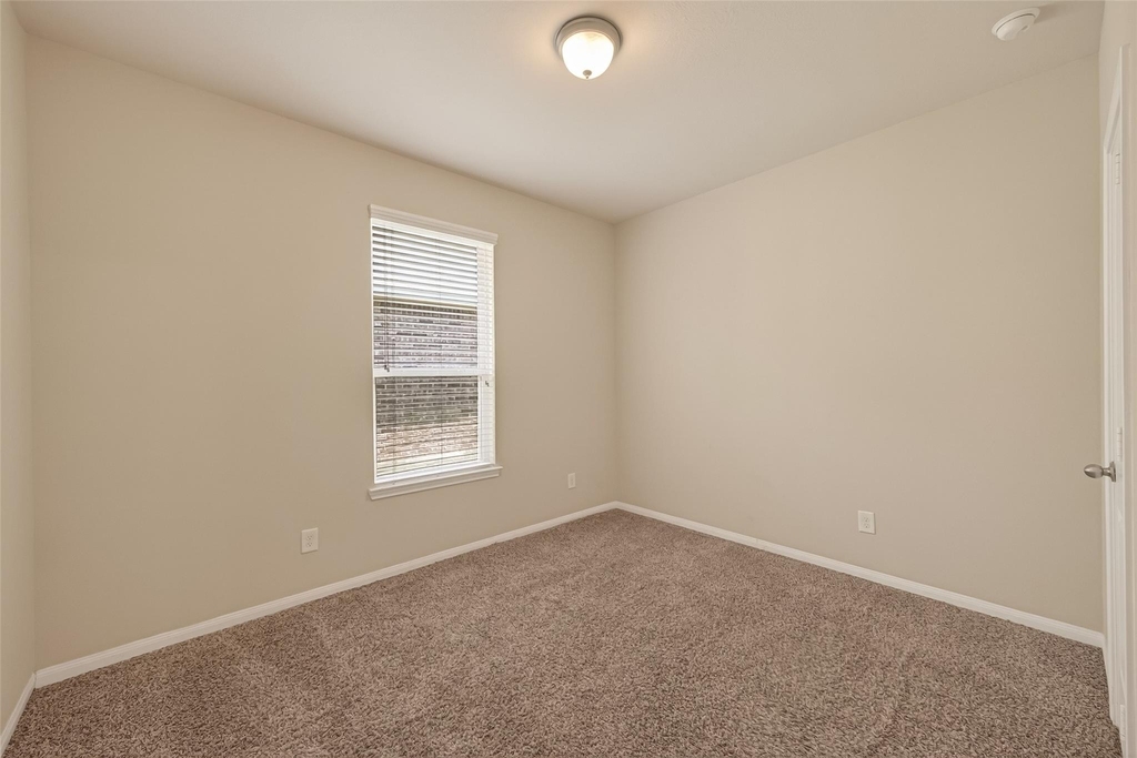 1251 S Maple Drive - Photo 15