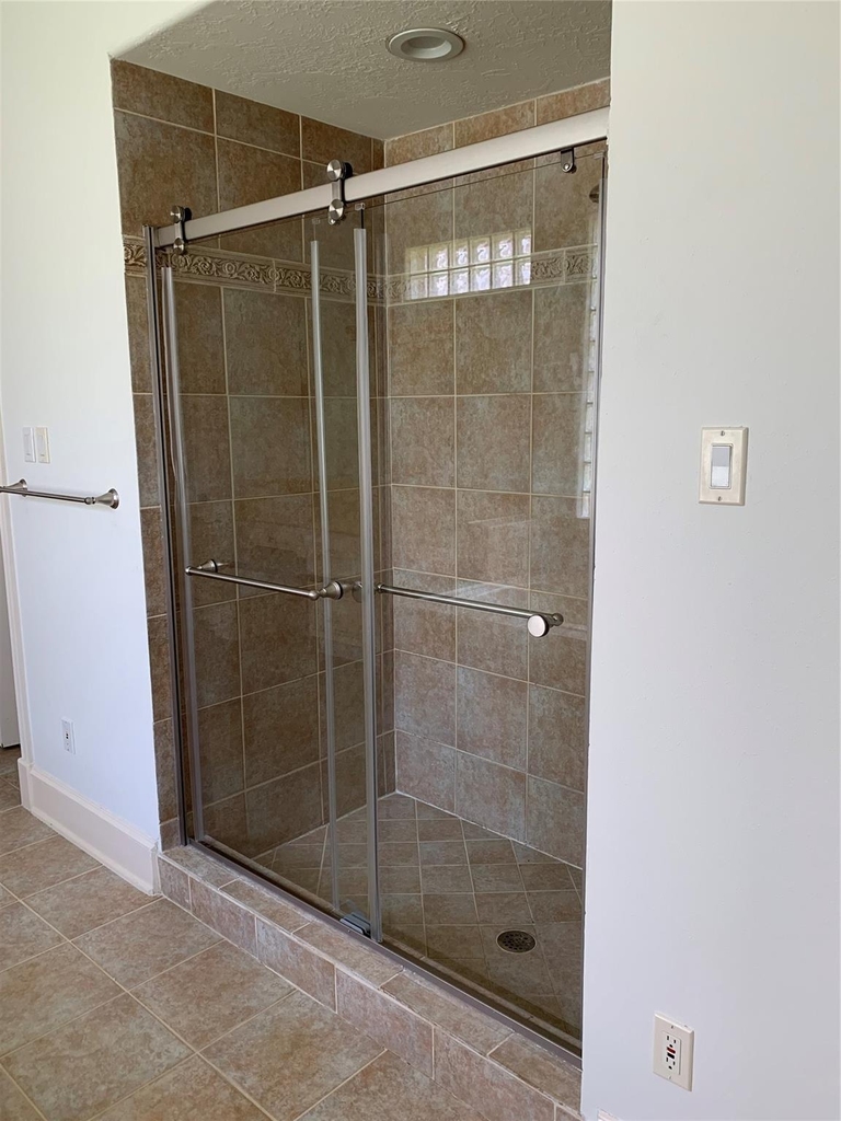19818 Parkwater Circle - Photo 10