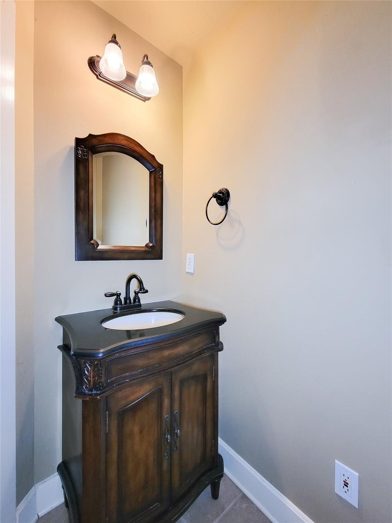 9607 Farrell Drive - Photo 7