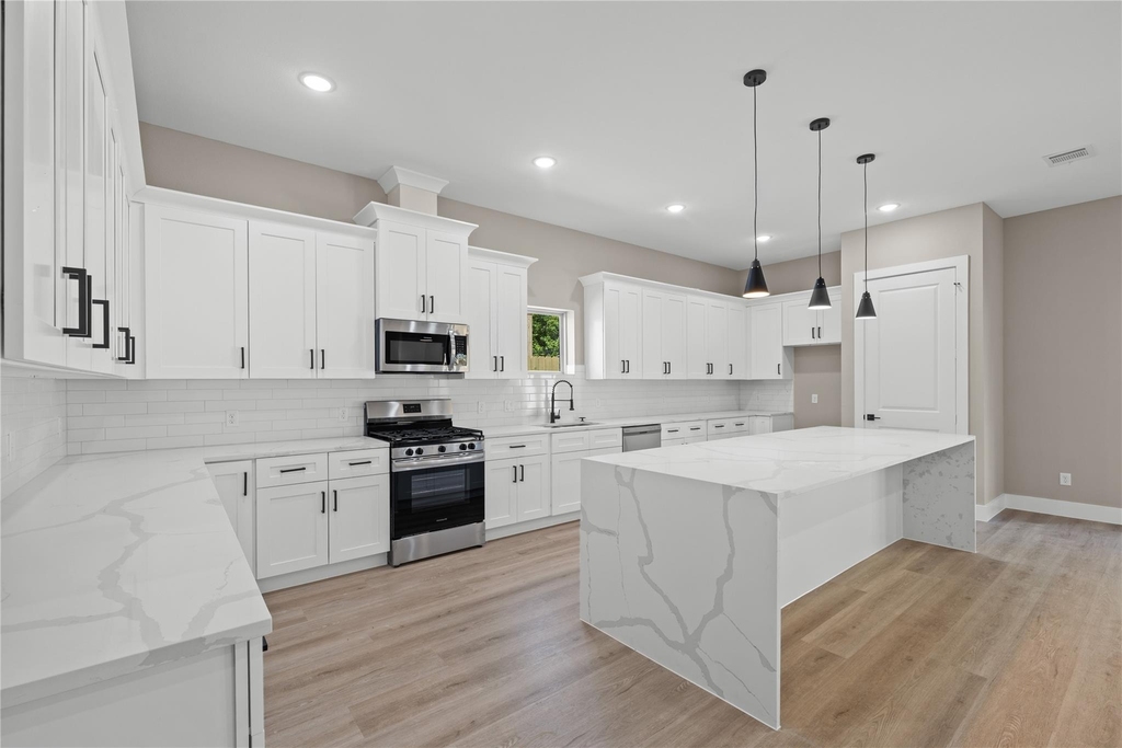 2607 Liguria Ln - Photo 9