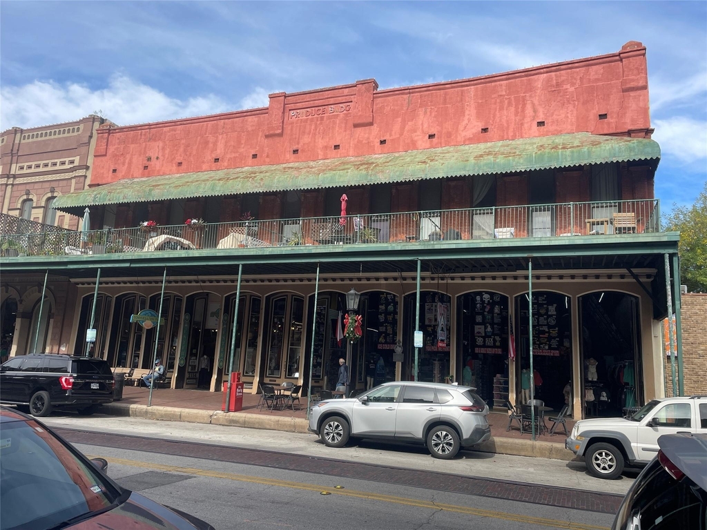 2116 Strand Street - Photo 0