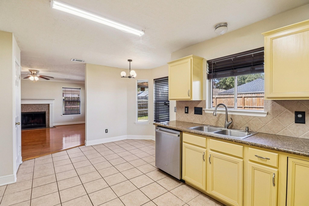 16810 Blairstone - Photo 15