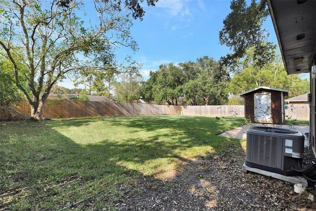1311 Oak Hollow Drive - Photo 20