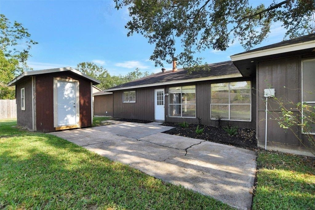 1311 Oak Hollow Drive - Photo 19
