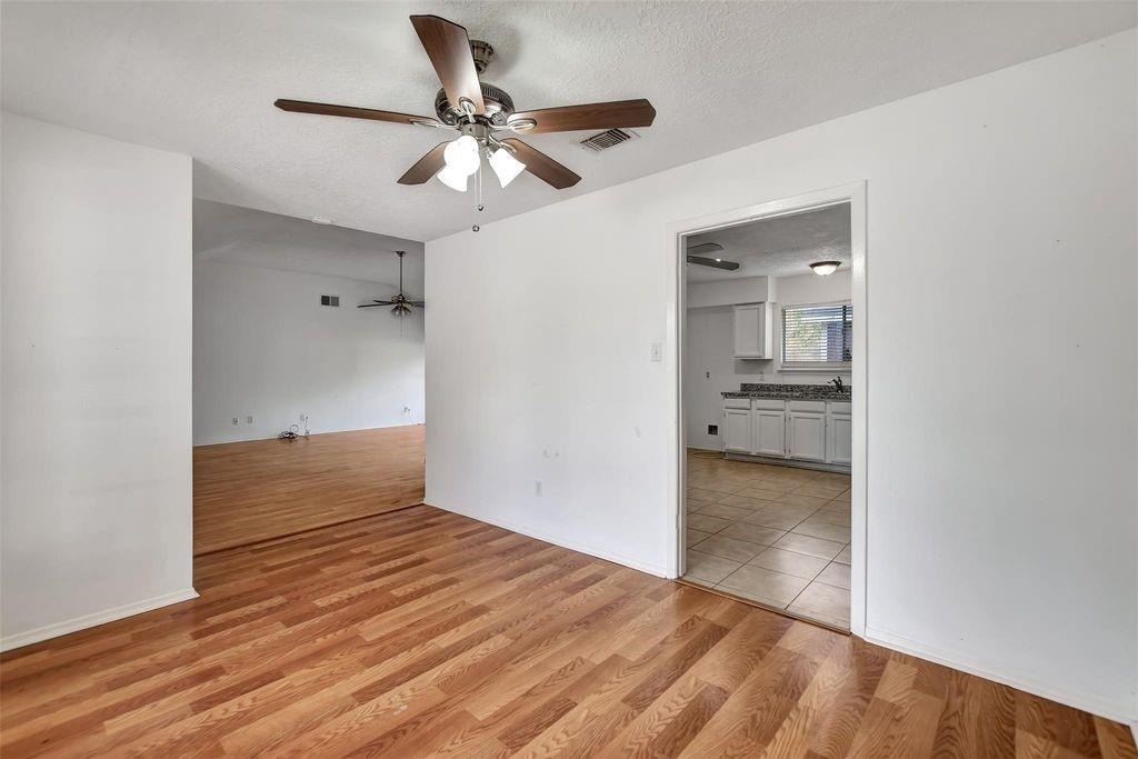 1311 Oak Hollow Drive - Photo 7