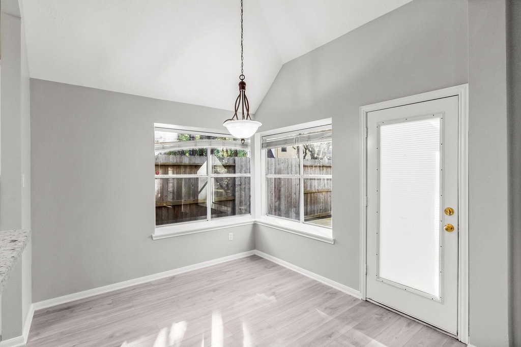 155 N Wimberly Way - Photo 15