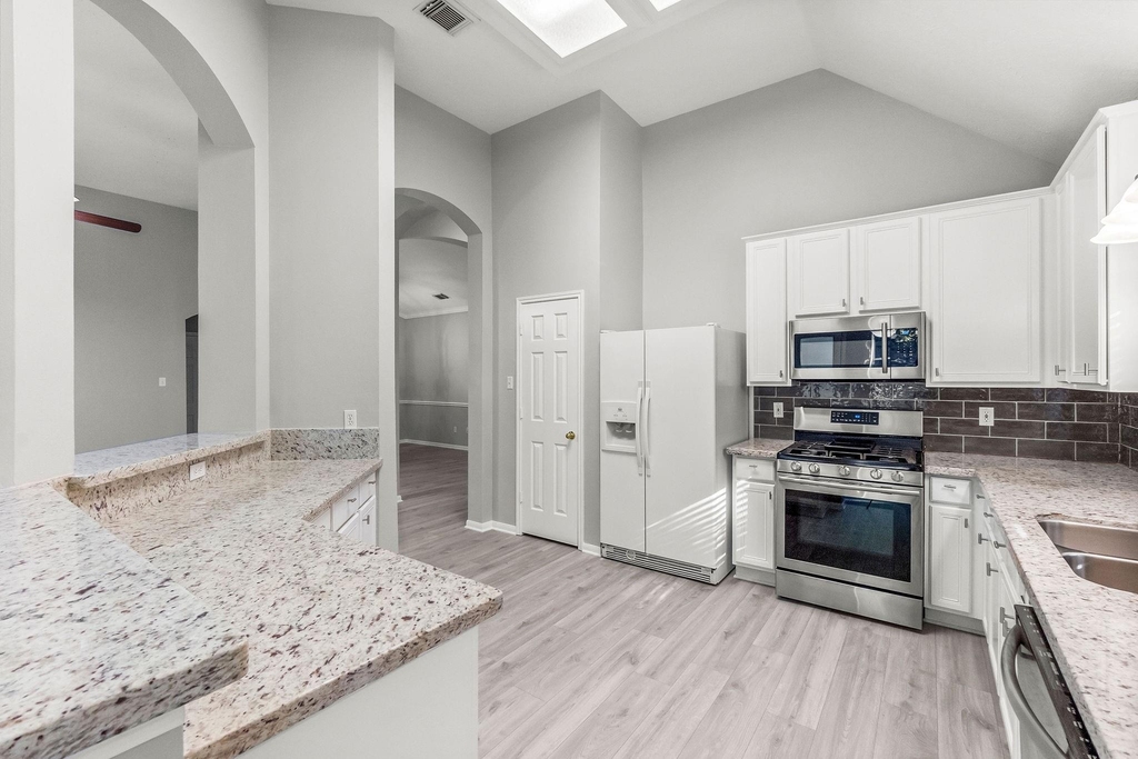 155 N Wimberly Way - Photo 13