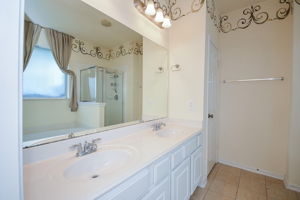 21503 Round Creek Court - Photo 8