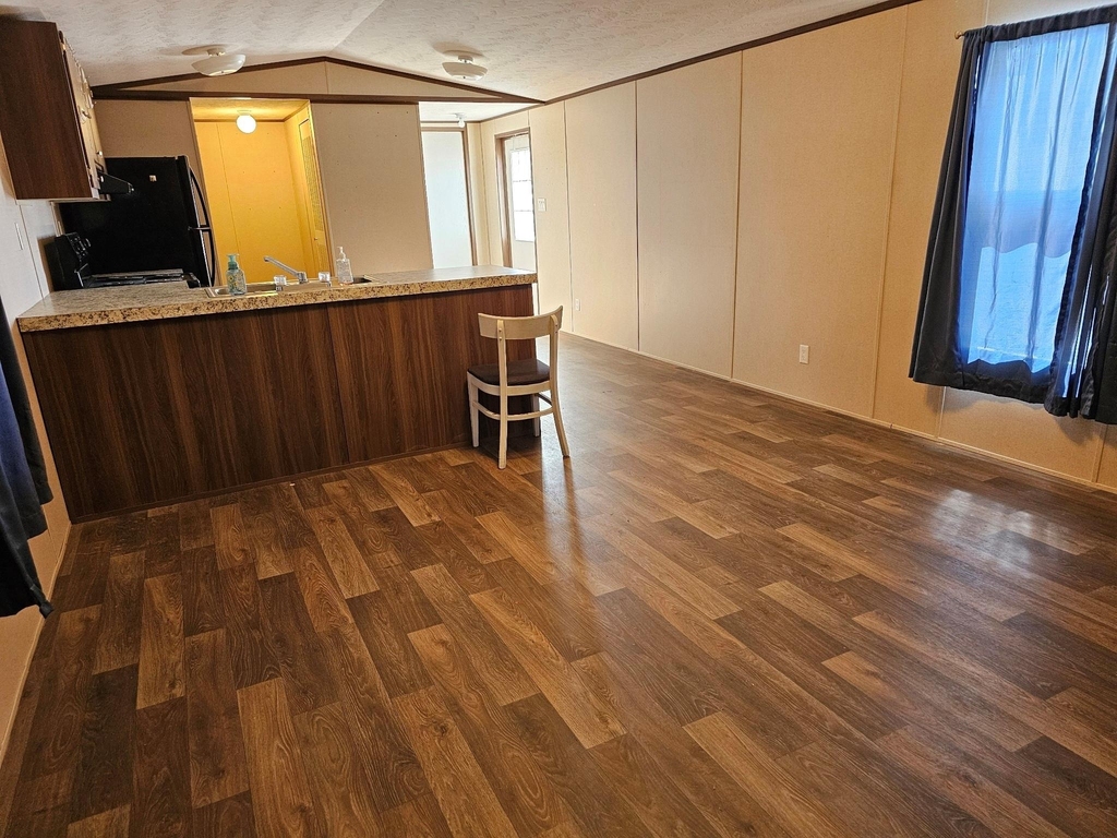 16618 Fairman Drive - Photo 4