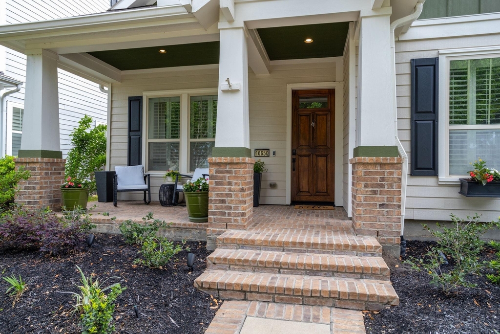 16650 Seminole Ridge Drive - Photo 1