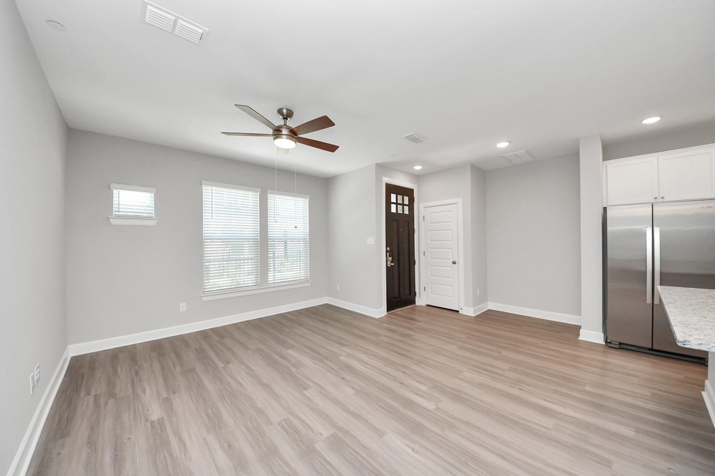 5300 Berkeley Knoll Circle - Photo 5