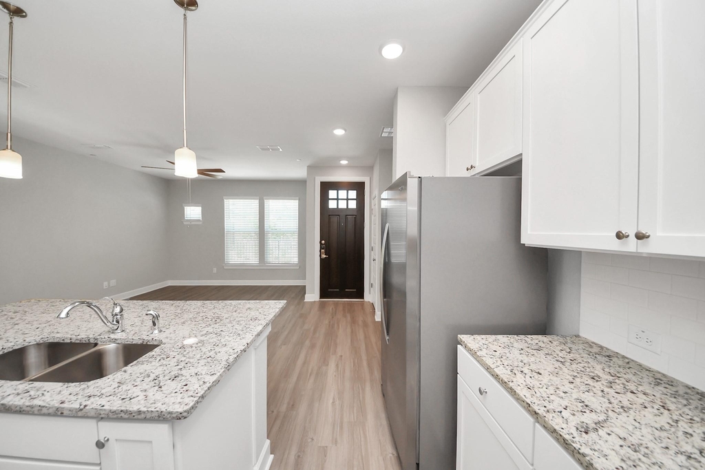 5300 Berkeley Knoll Circle - Photo 10