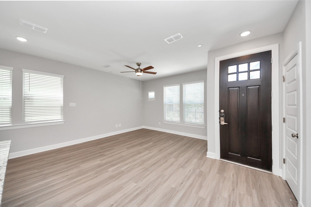 5300 Berkeley Knoll Circle - Photo 3