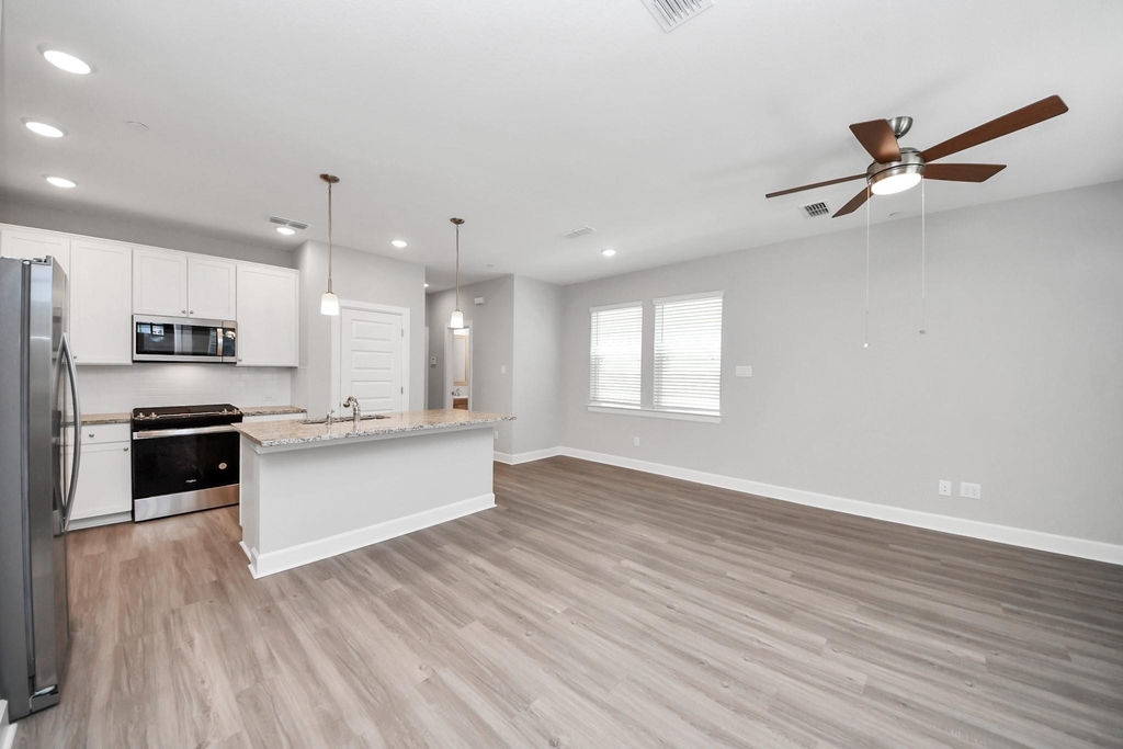 5300 Berkeley Knoll Circle - Photo 4