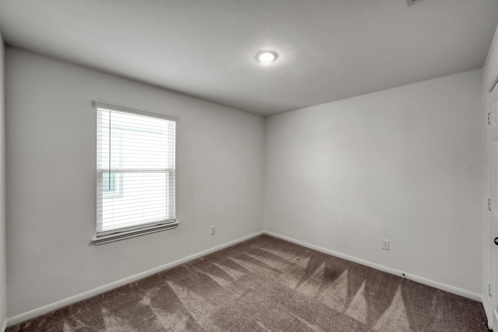 7314 Madison Commons Lane - Photo 18