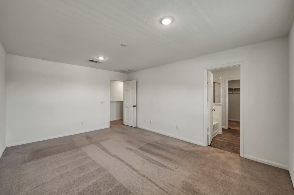 7314 Madison Commons Lane - Photo 14