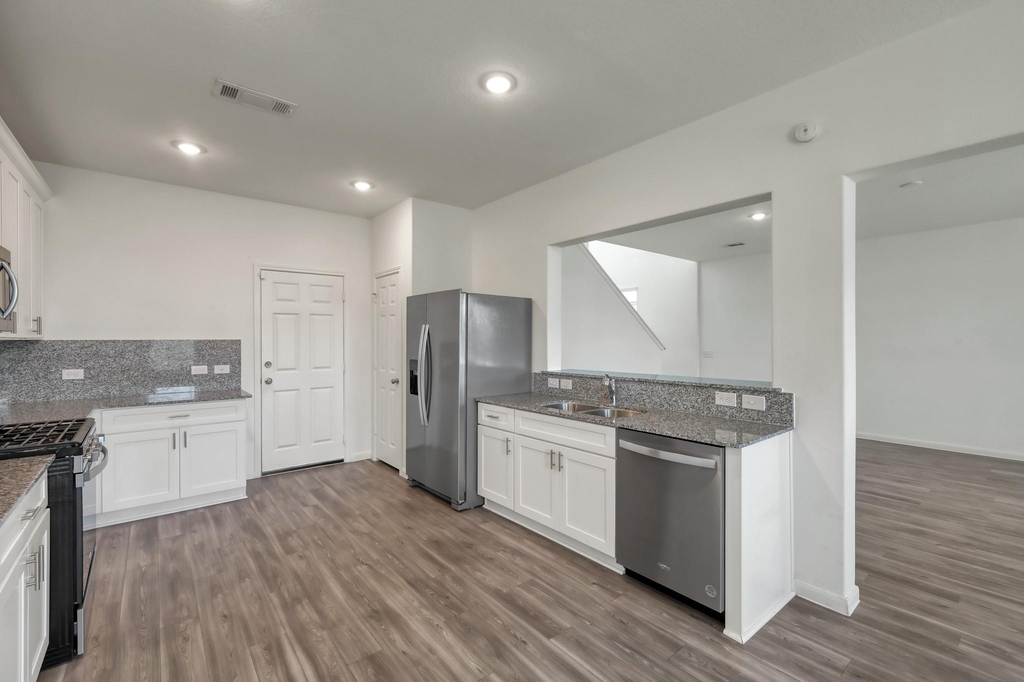 7314 Madison Commons Lane - Photo 10