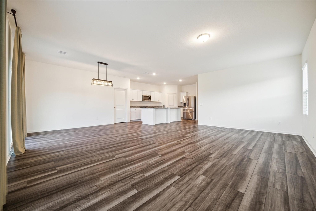 4603 Highland Crest Drive - Photo 2