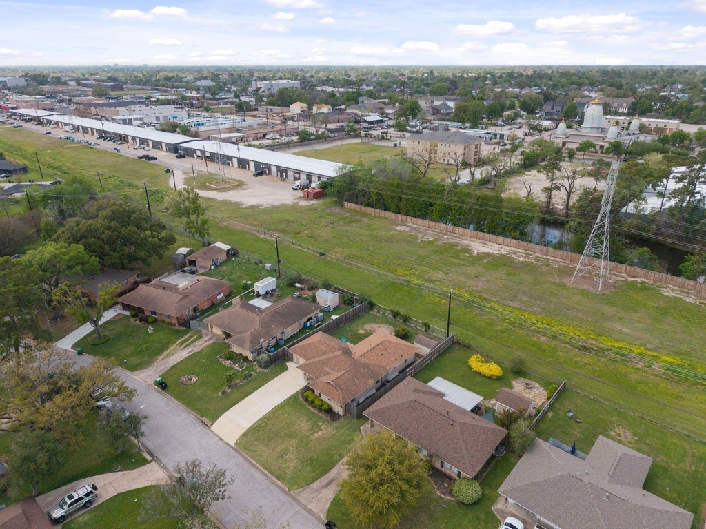 1214 W 31st Street - Photo 33