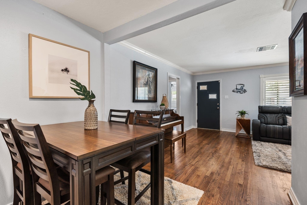 1214 W 31st Street - Photo 14