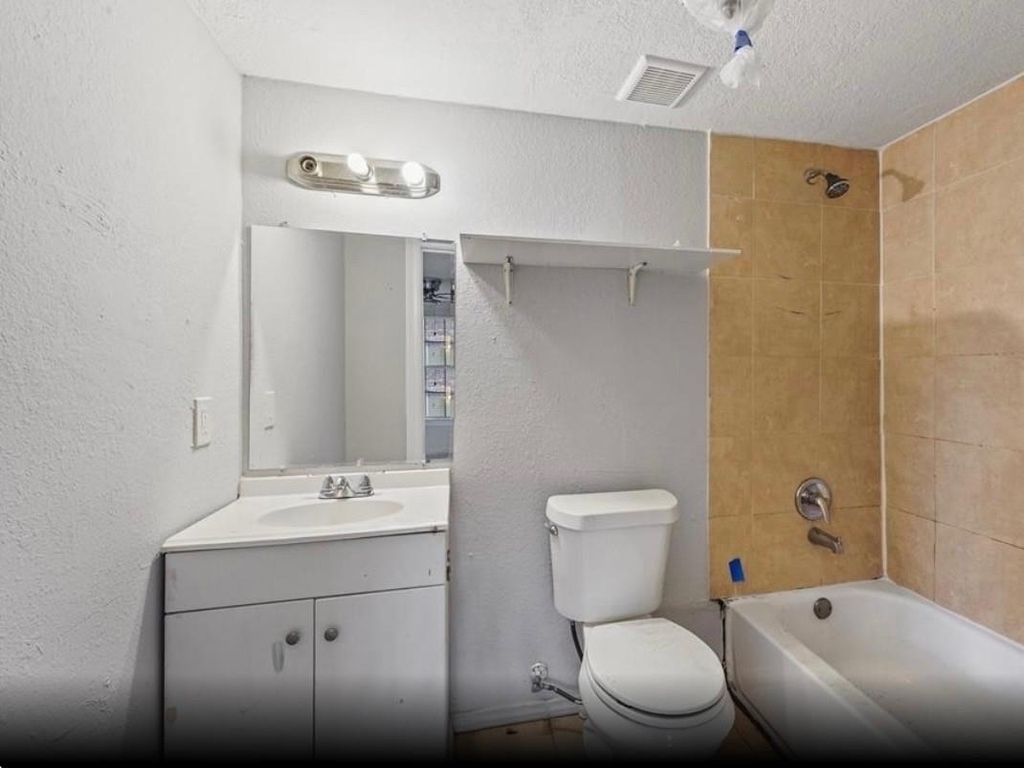 205 Hafer Street - Photo 1