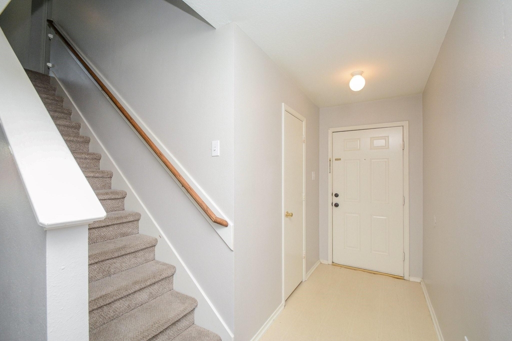 6835 Lower Arrow Dr Drive - Photo 5