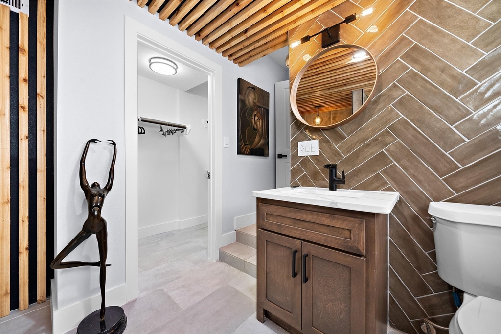 3502 Ruth Street - Photo 4