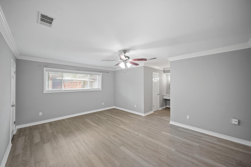 6215 S Braeswood Boulevard - Photo 12