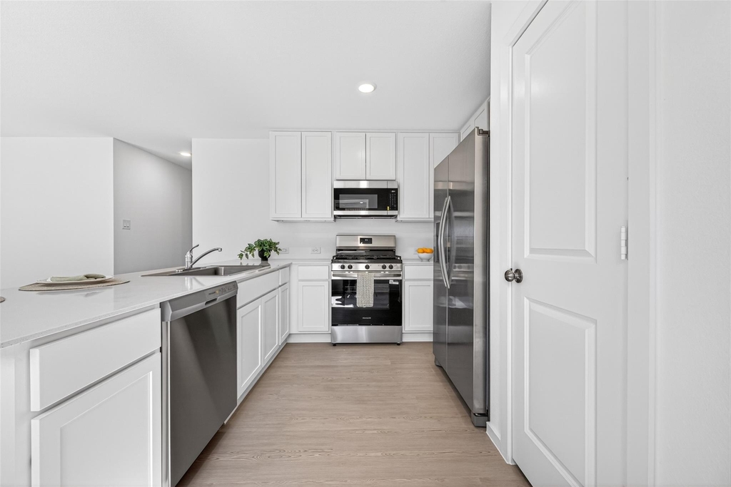 28522 Golden Hay Drive - Photo 4