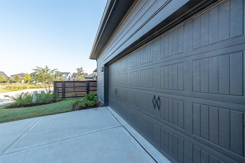 15215 Boisterous Way - Photo 28