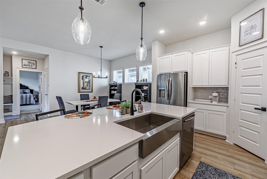 15215 Boisterous Way - Photo 17