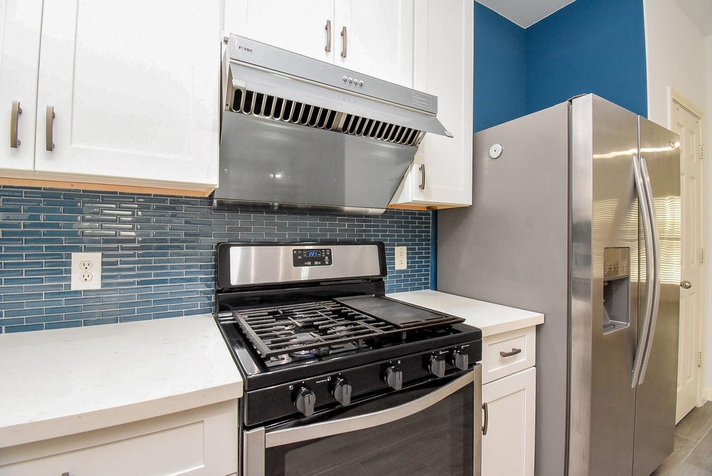 2202 Naomi Street - Photo 14