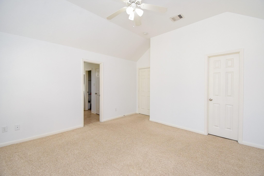 2202 Naomi Street - Photo 30