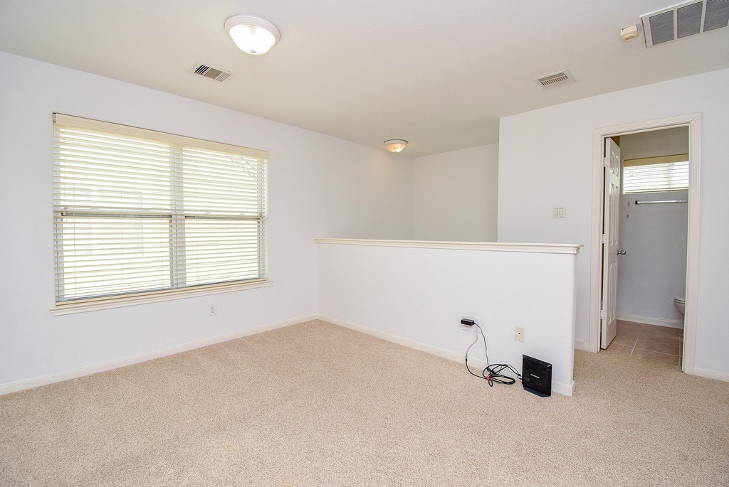 2202 Naomi Street - Photo 25