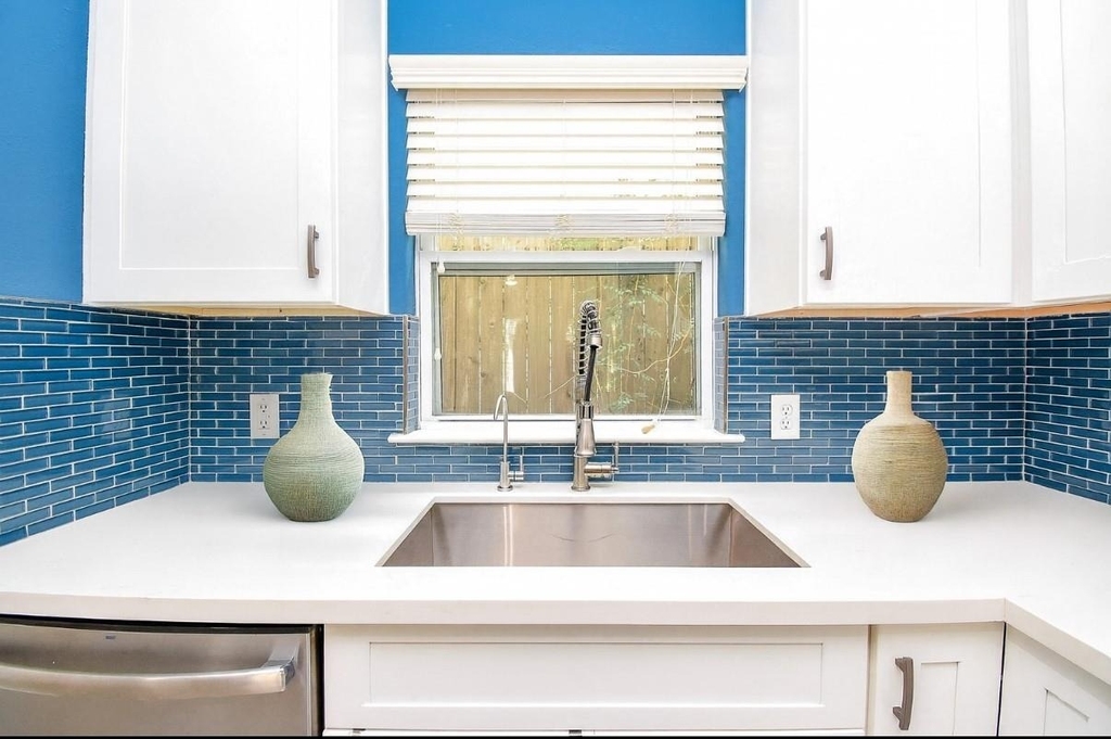 2202 Naomi Street - Photo 13