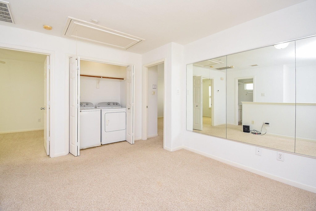 2202 Naomi Street - Photo 22