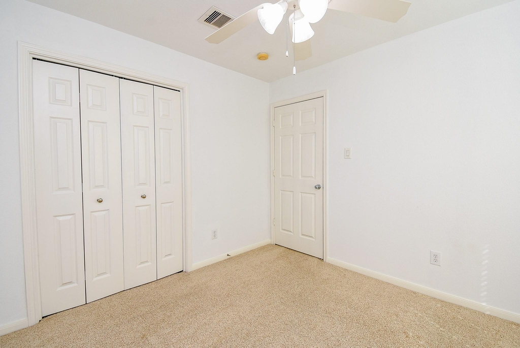 2202 Naomi Street - Photo 36