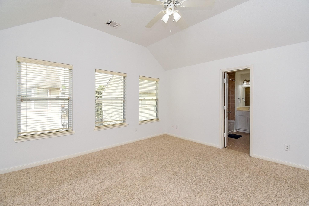 2202 Naomi Street - Photo 29