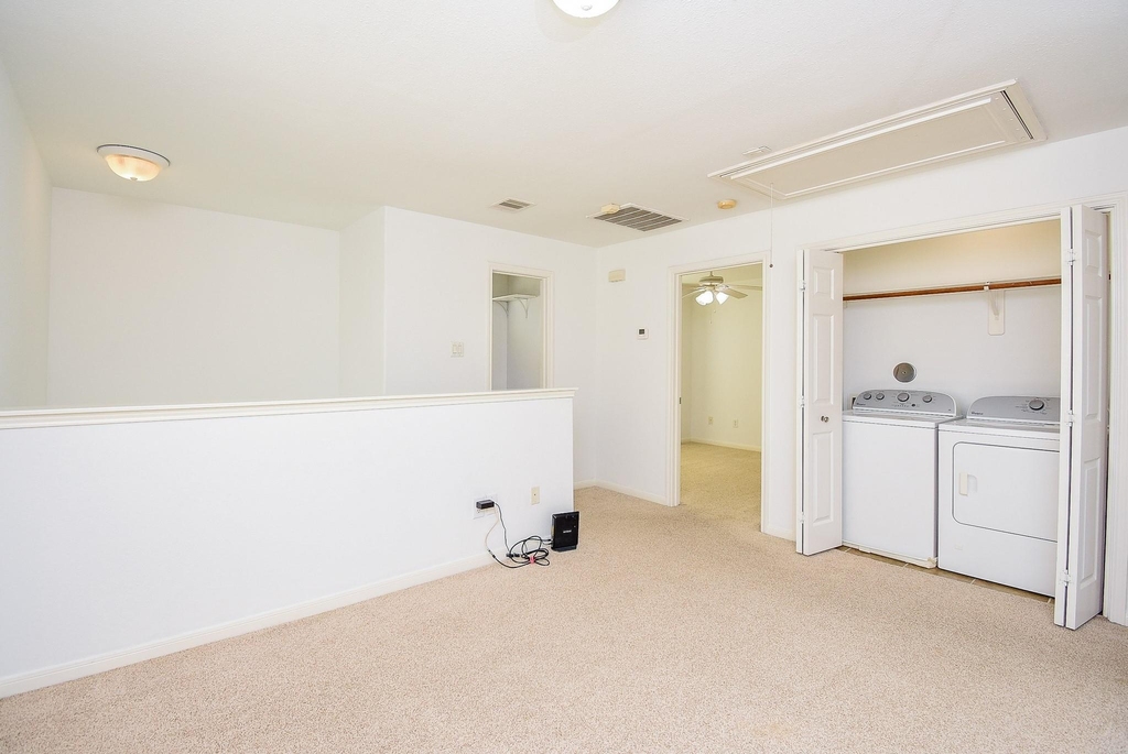 2202 Naomi Street - Photo 24